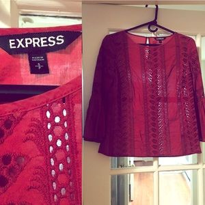 Stunner-Gorgeous eyelit detail